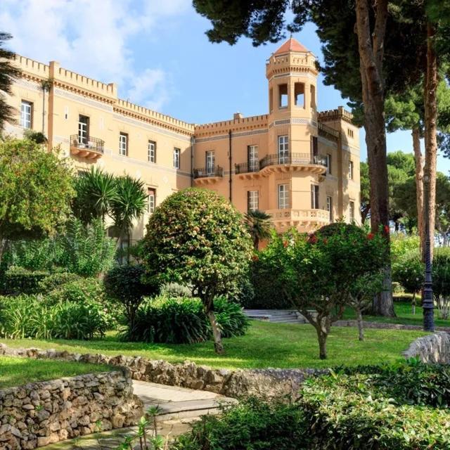 Isabella Suite Marina Di Villa Igiea ปาแลร์โม ภายนอก รูปภาพ